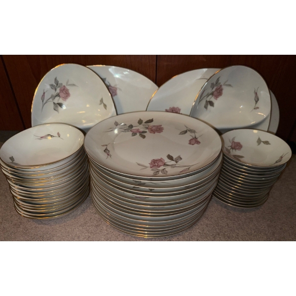 Sango  Japan Fine China-"Nancy" Beautiful Dish Set