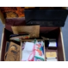 Image 2 : Vintage Toiletries Travel Case, includes contents