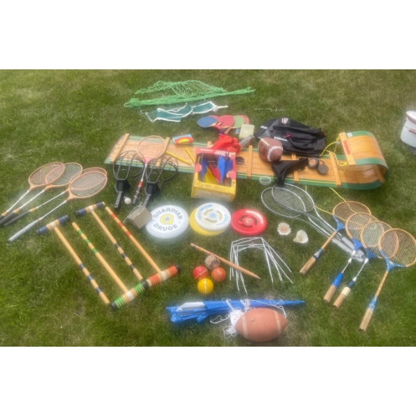 Complete Summer Yard & Games Pack  Frisbees, Sled, Croquet Set, Badminton, Ping Pong, Football, Lawn