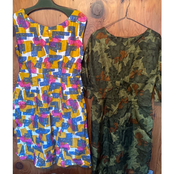 Vintage Ladies Casualwear - Size M /L - Printed Tunics & Fashionable Skirts