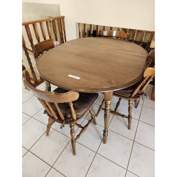 Wooden Dining Table (52 x 32 x 30) with Leaf and Four Chairs (17 x 18 x 32)
