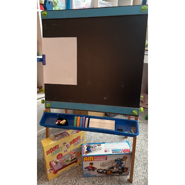 Children's ChalkBoard/Easal w/ Sudoku Family & Air Power Engine Car Kit 