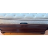 Image 4 : Beautiful Rosewood Queen Sleigh Bed w/ Sealy Posterpedic Mattress