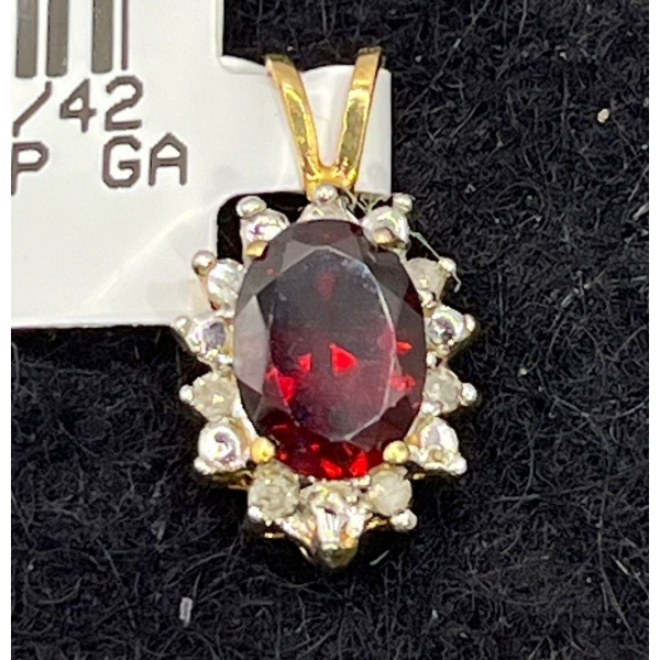 Garnet, 10K Gold and Diamond Pendent (total weight 1.5g)