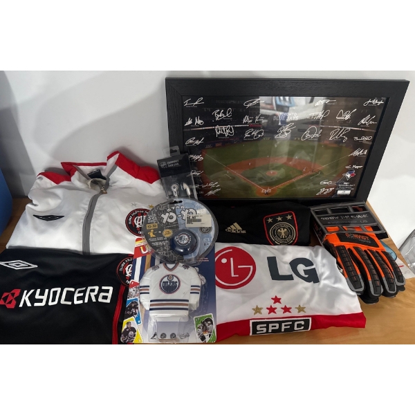 Collection Of Sports Memorbillia ft/ Sao Paulo FC Jerser Signed Baseball Display 
