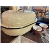 Image 3 : enamel roaster season cast-iron pan, glass gravy boat, two side sauce dishes square glass baking pan