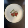 Image 4 : Royal Doulton Fine Bone China Serving Platter and Hutschenreuther Plate
