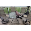 Image 1 : Outdoor Patio Set with Table, Umbrella, and Four Chairs