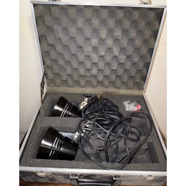Studio Lighting Kit in Hard Shell Travel Case - Enhance & Manipulate Lighting