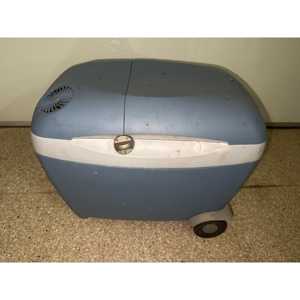 Mobicool Device, As Pictured, Model W45 DC/AC 
