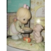 Image 2 : 4 Unopened Precious Moments Boxes w/ 'You Are Just As Sweet As Pie" 5T
