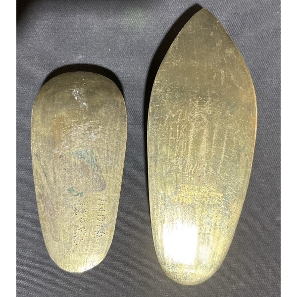 1940-50s Indian Brass Shoe-Shaped Ashtray with Floral Engraving