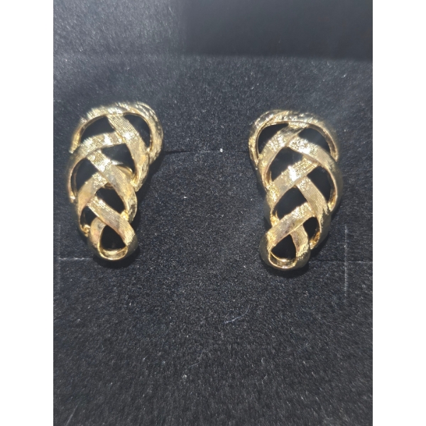 Costume Necklace and Earrings