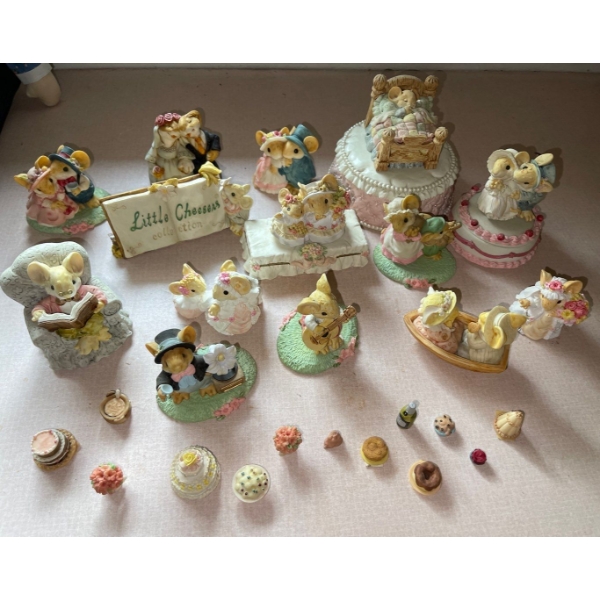 Adorable Animal Figurines & More 3T