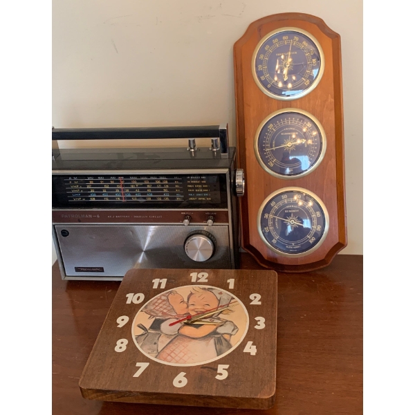 Patrolman 6 Radio 12-6A w/ Sunbeam Weather Reader & Clock 