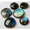 Image 3 : Labradorite (100.5 ct total, up to 20 mm)