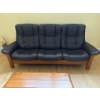 Image 1 : 2011 Modern Norwegian Stressless Sofa Recliner 91L x 41H x 33D