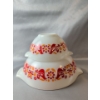 Image 5 : Pyrex Cinderella Mixing Bowls in "Friendship" Pattern