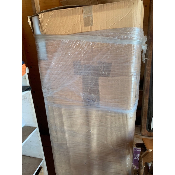New in box water tank 24”w, 60”t