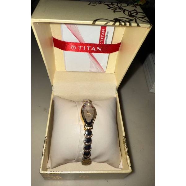  Titan Raga Elegant Woman's Wrist Watch ( Brand New) w/box
