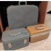 Image 2 : Three Retro Samsonite and Global Luggage Pieces