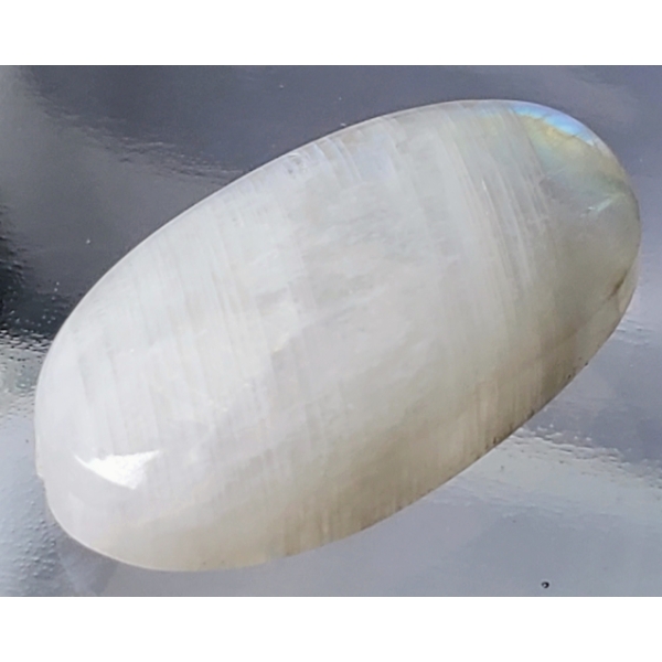 Moonstone (15.5 ct, 23×13×5.5 mm)