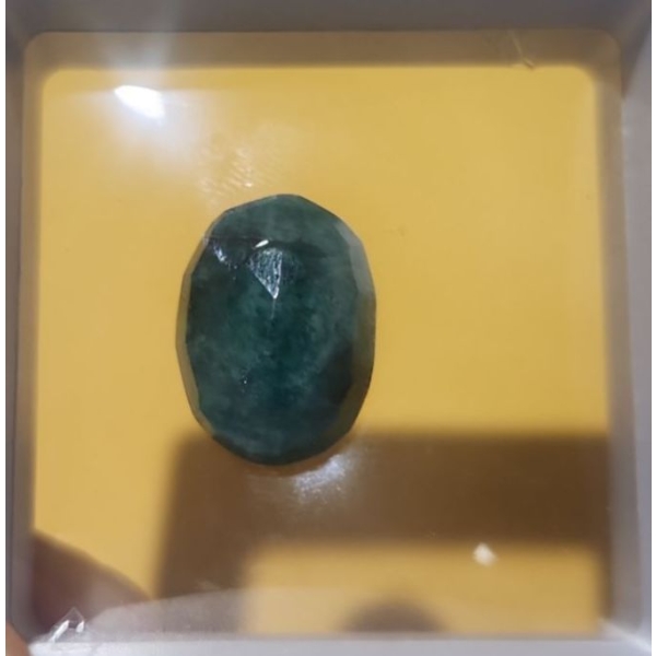 8.96 Carat Zambian Emerald- Authentic with Certificate ( Estimated Value $1000)