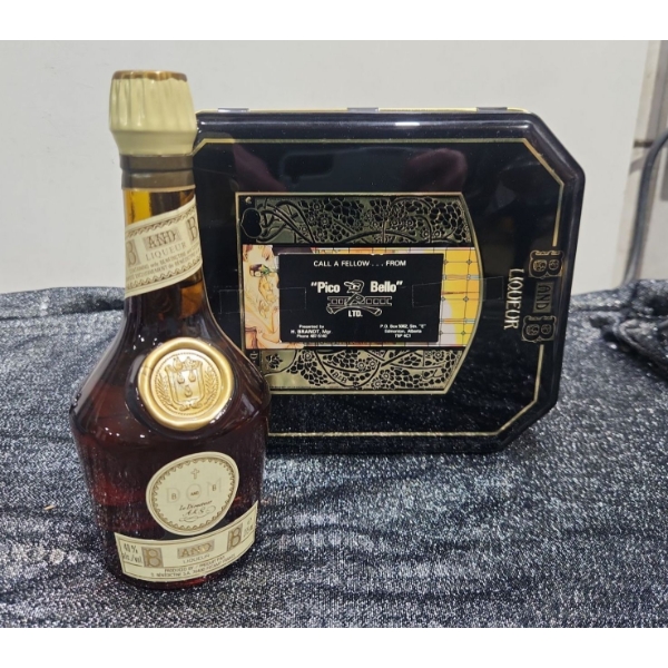 Vintage B&B ( Benedictine and Brandy ) Liqueur Gift Set with 2 Glasses