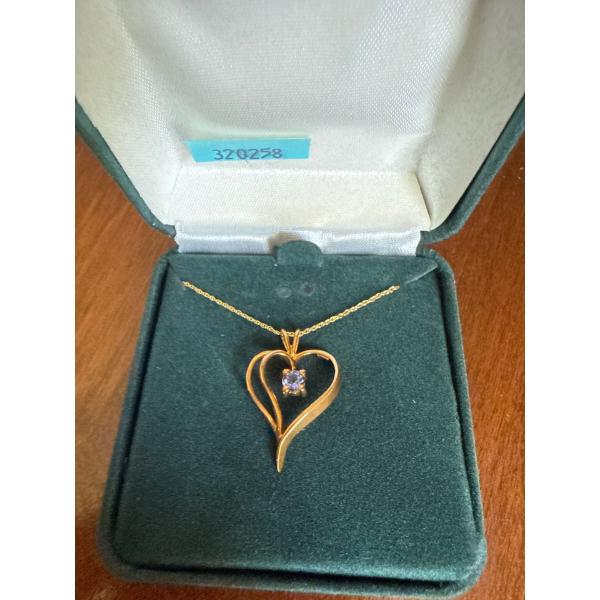 Yellow/Rose Gold 10K Stamped Heart Pendant & Chain, Purple/Blue Stone, Weighs 2.37g 