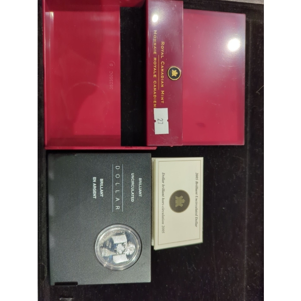 2005 Uncirculated Brilliant Canadian Flag Proof Silver Dollar 99.99% 25.17g