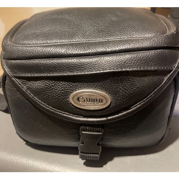 Canon Mini DV ZR-930 Camcorder w/ Case & Charger
