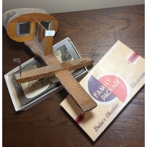 Vintage Stereoscope w/ Selection of Slides 