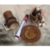 Image 4 : Decorative Lot with Owl Canvas, Glassware, Jewelry, and Collectibles