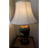 Image 3 : Hand-Painted Table Lamp with Fruit Motif and Wooden Side Table