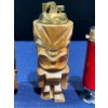Image 3 : 3 Lighters; Red, Wood Carved, Hawaii Souvenir