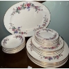 Image 3 : WEDGEWOOD "Devon Sprays' Fine Bone China Dinnerware - Assorted Plates