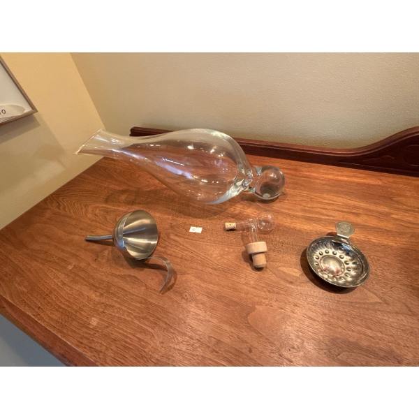Crystal Wine Decanter & Accessories