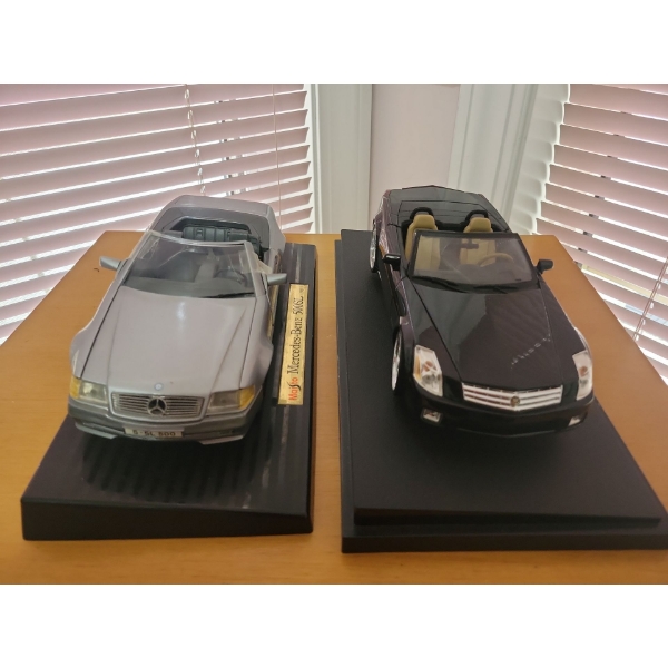Maisto Special Edition 1989 Mercedes Benz 500SL 1:18 Diecast Collectables 12L