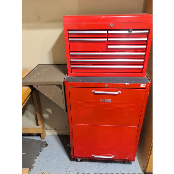 CRAFTSMAN Mobile 20 Drawer Tool Chest w/ Contents 46"Tall