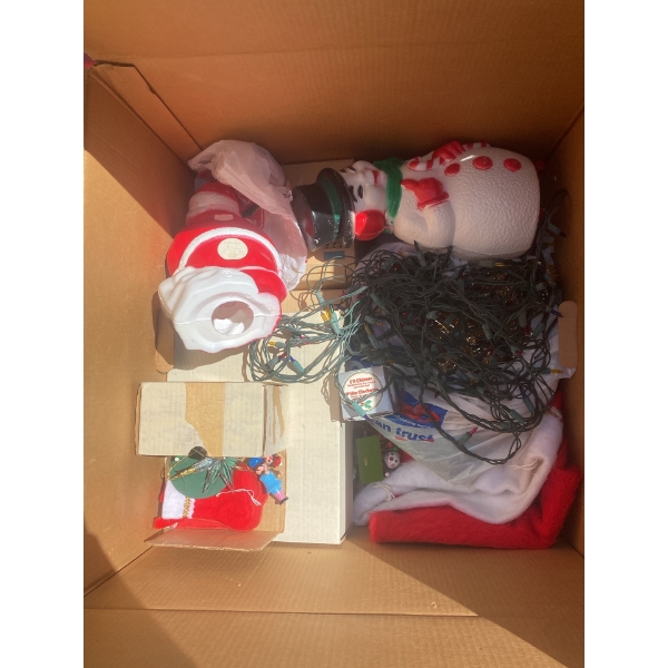 Christmas Decorations With Blow Mold Snowman