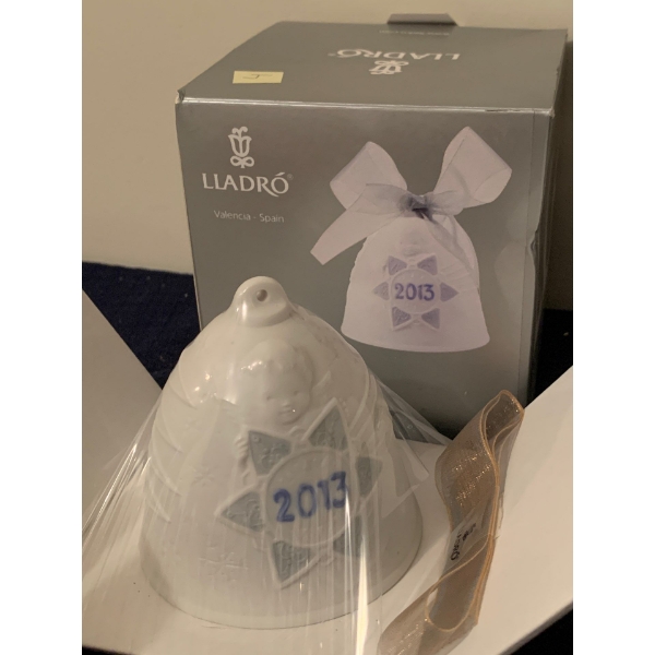 	LLADRO 2013 Christmas Bell  - 3T 