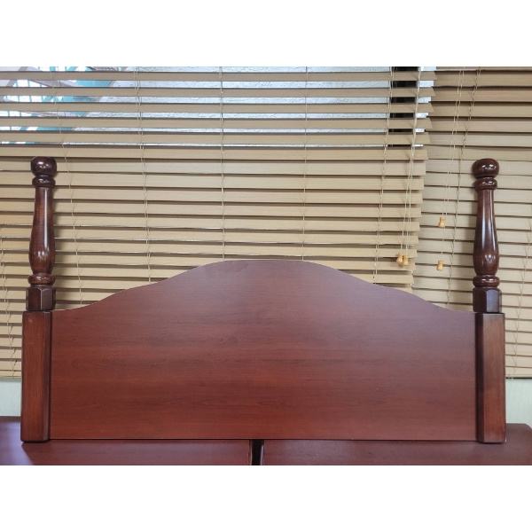 Wooden Headboard with Turned Post Design