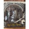 Image 2 : New Lord Of The Rings Collectibles - Figurines & Boxed Book Set