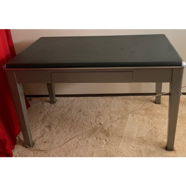 Vintage Desk - Material Metal 49x30x30