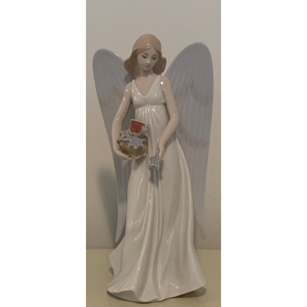 LLADRO Porcelain Angelic Star Tree Topper 10T Angel Holiday