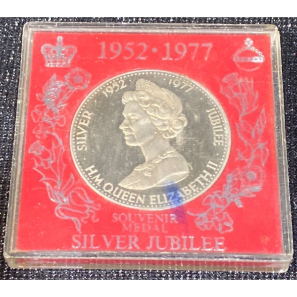 Queen Elizabeth II Silver Jubilee Souvenir Medal