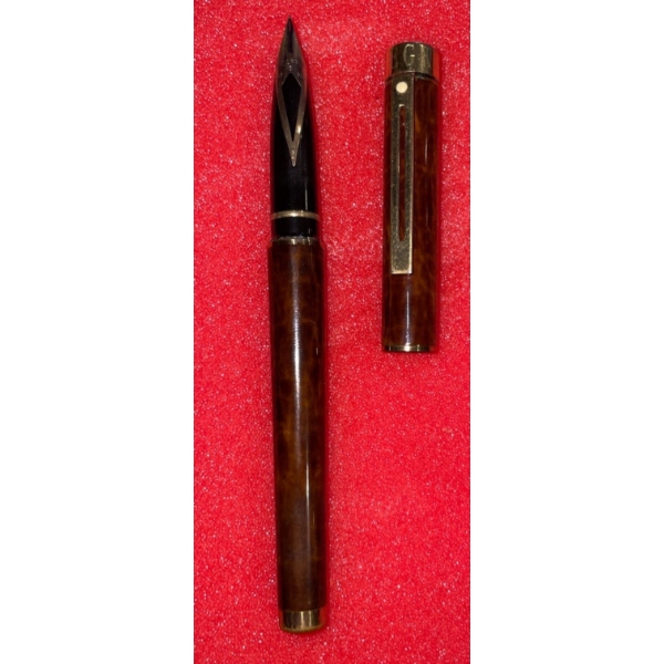 Collectable Sheaffer EGK Fountain Pen 