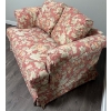 Image 2 : Vintage Love Seat Hide A Bed w/ Red & Green Floral Pattern