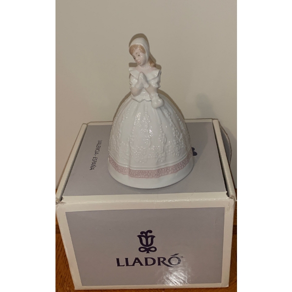 Lladro Porcelain Communion Bell 5T 06176