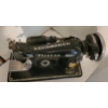 Image 4 : Antique DIAMOND Sewing Machine